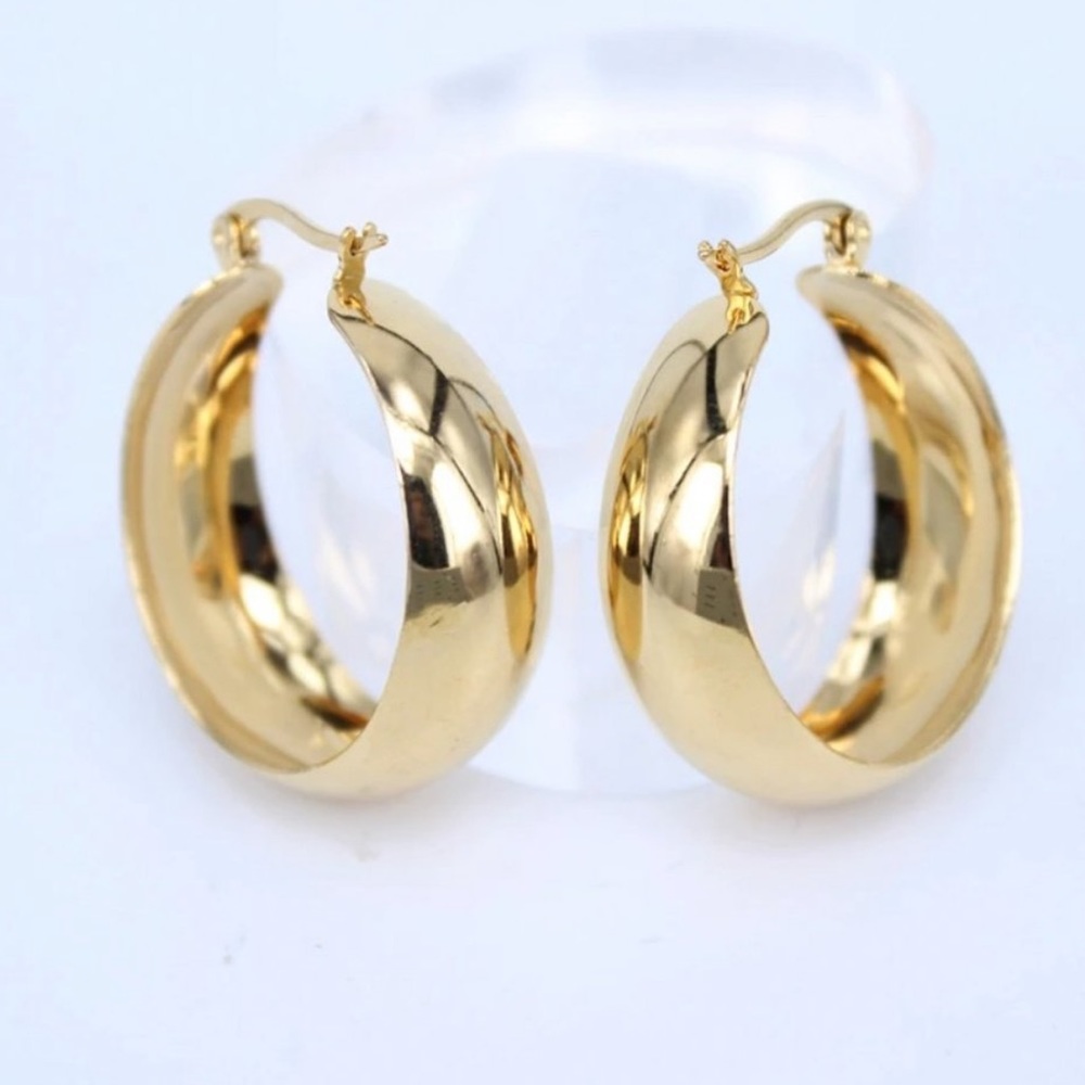 NEW 18K Yellow Gold 2” Round Chunky Hoop Earrings